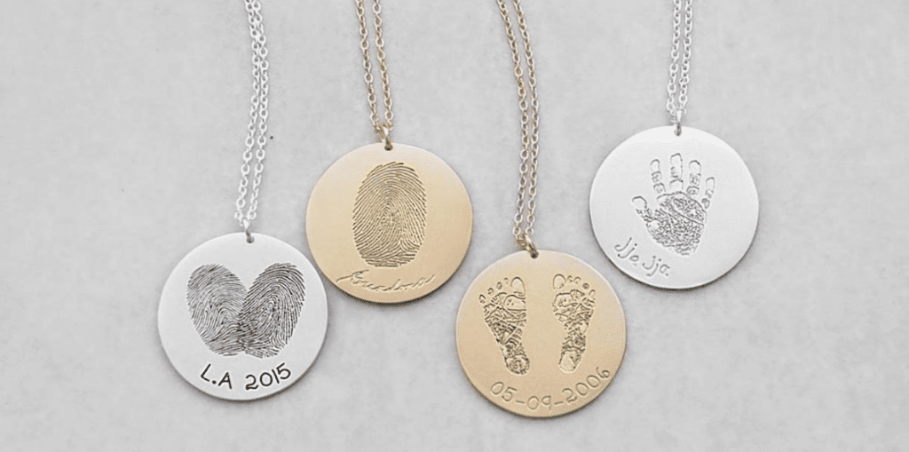 Engraved jewelry - custom printed products